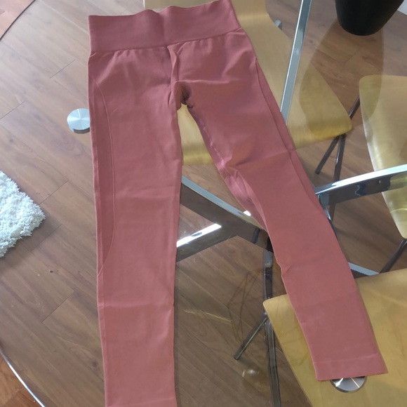 Leggings - Picture 1 of 3